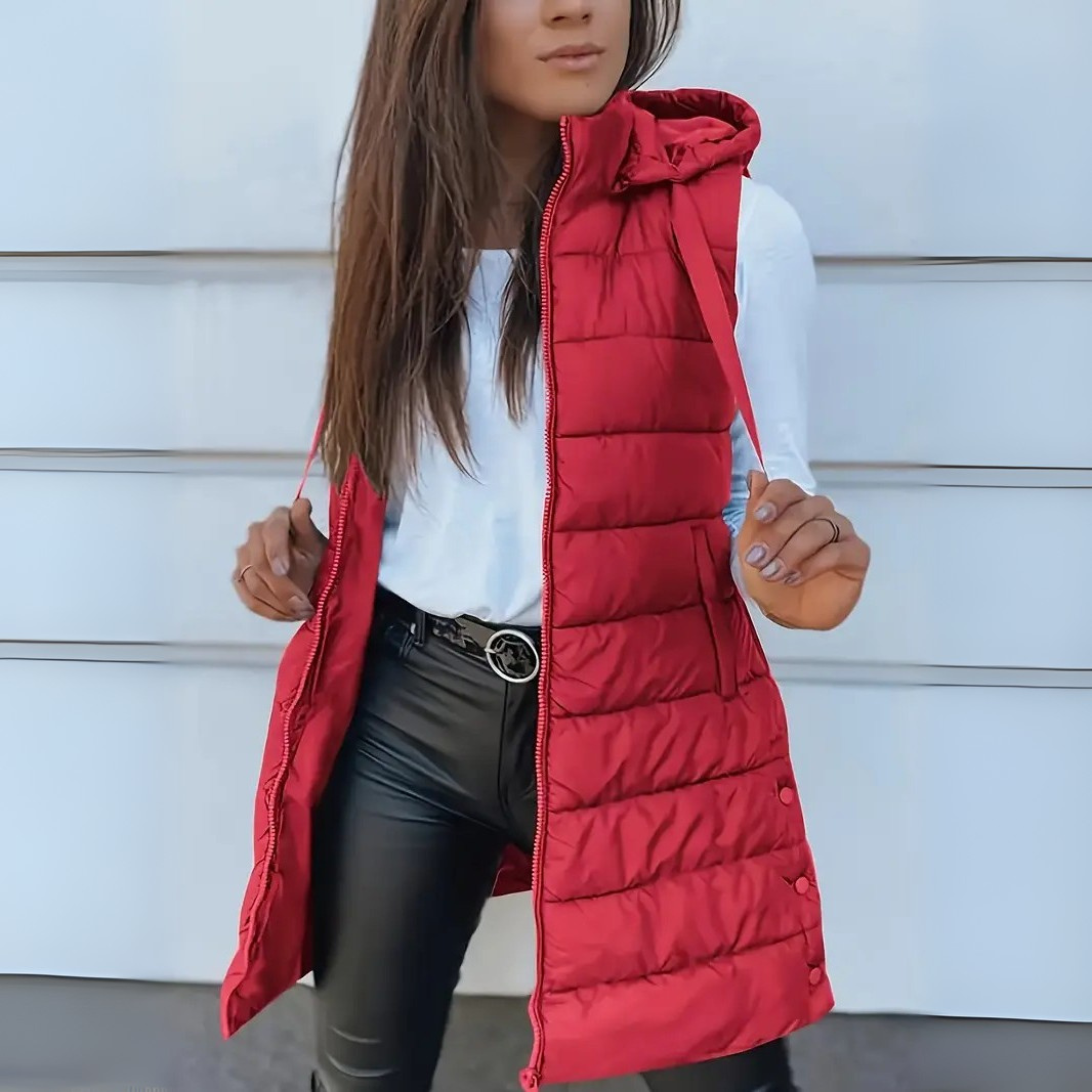 Rebeca | Vest lung pufos fără mâneci, cu glugă, casual