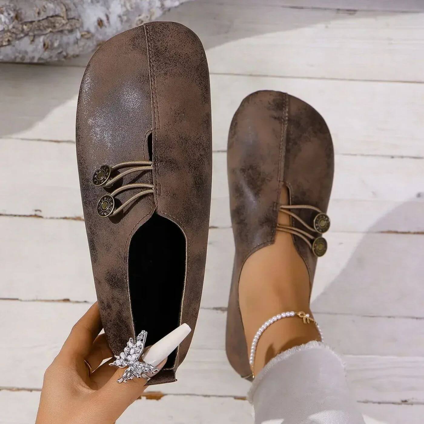 LINDA | Pantofi elastici și confortabili
